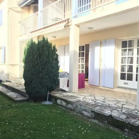 Au Calme, Proche Casino Et Plage Royan